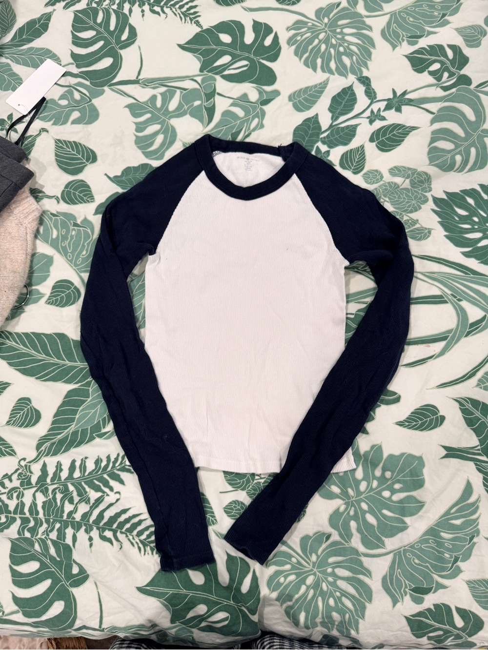 Brandy Melville White Body Navy Raglan Long Sleeve Tee
